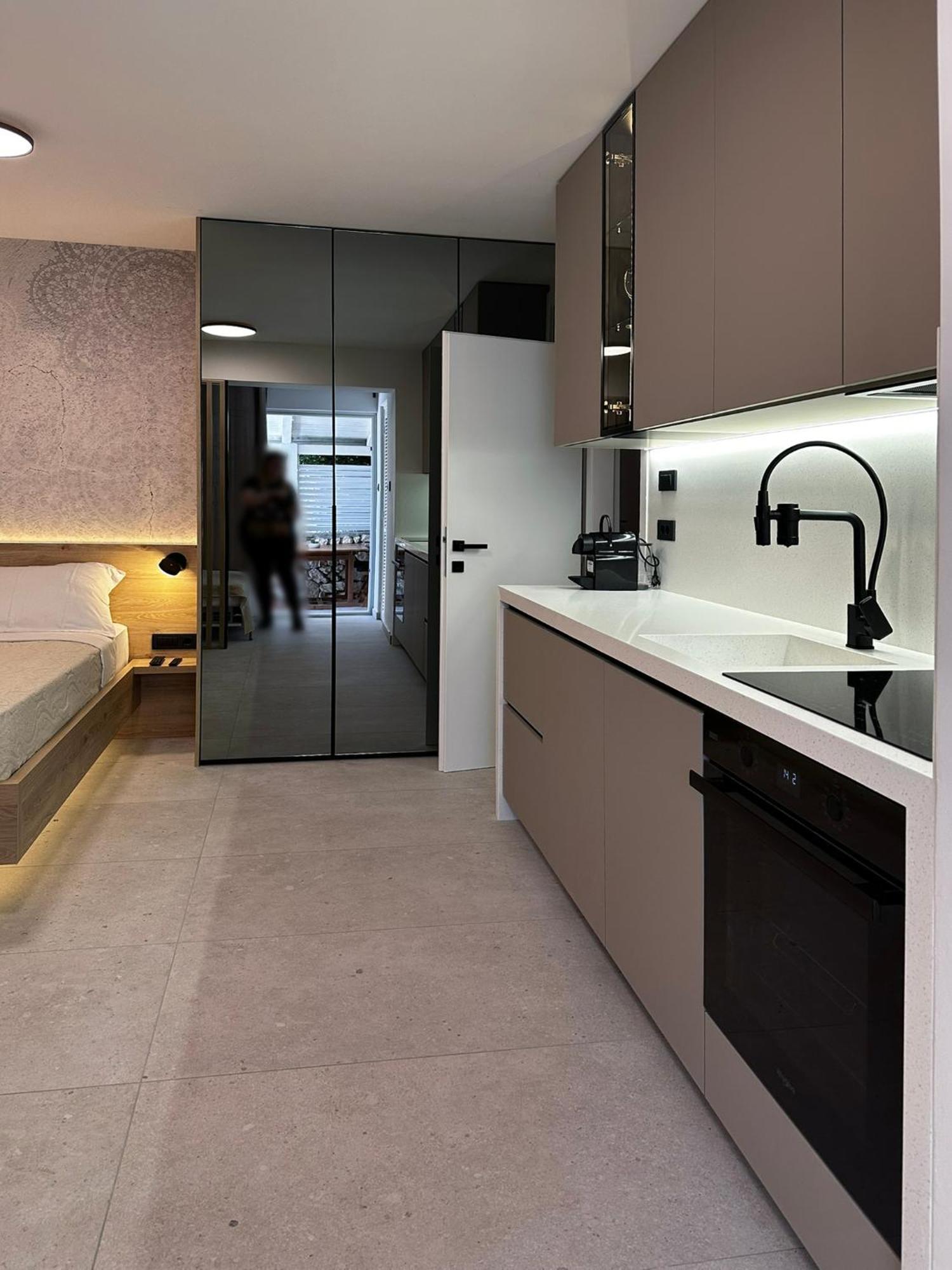 Studio Apartments Lace Novalja Exterior photo